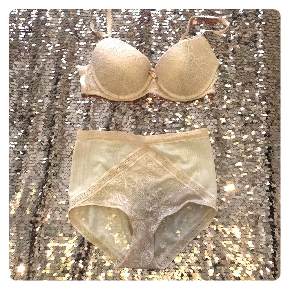 Bra and High Waisted Panties NEW